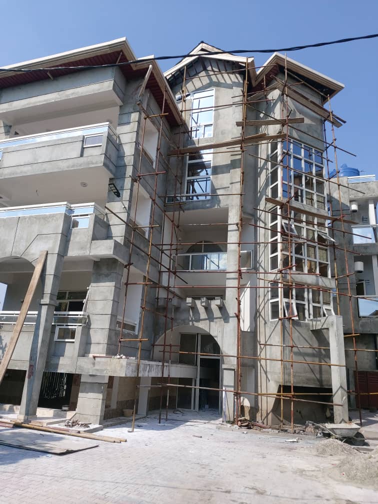 Immeuble résidentiel — Finition façade