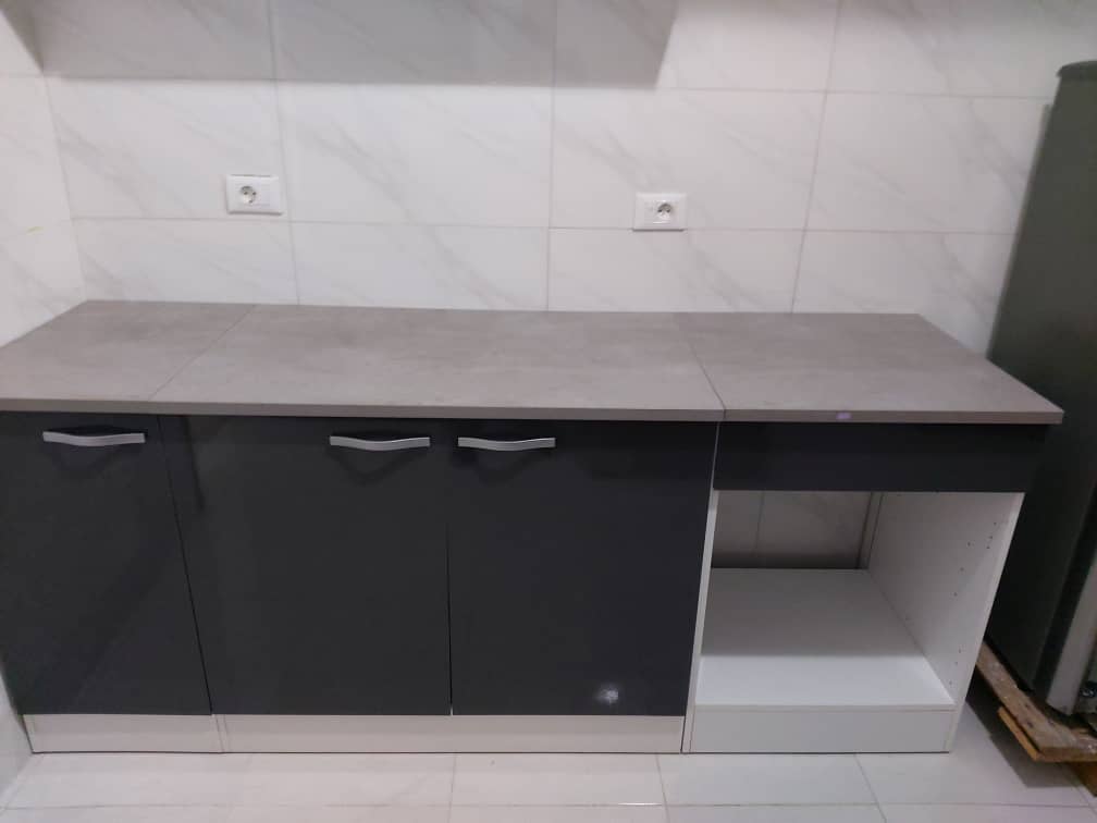 Mobilier de cuisine — Pose