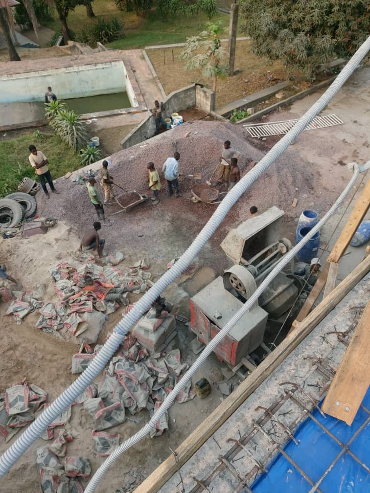 Préparation béton sur site